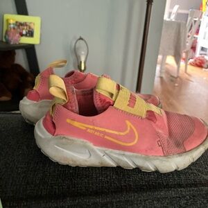 Size 11 Preschool 11c- Nike Flex Runner Low Pink Yellow Girls Shoes
